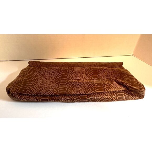 Aldo Brown Snake Print‎ Faux Leather Clutch Bag With Magnetic Snap Closure - Picture 16 of 16